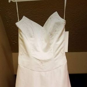 2-in-1 Convertible wedding dress